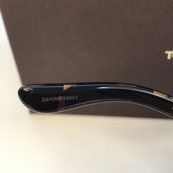 New - 💯 Original TOM FORD Acetate Dove Sunglasses TF942 Tortoise - Picture 10 of 13